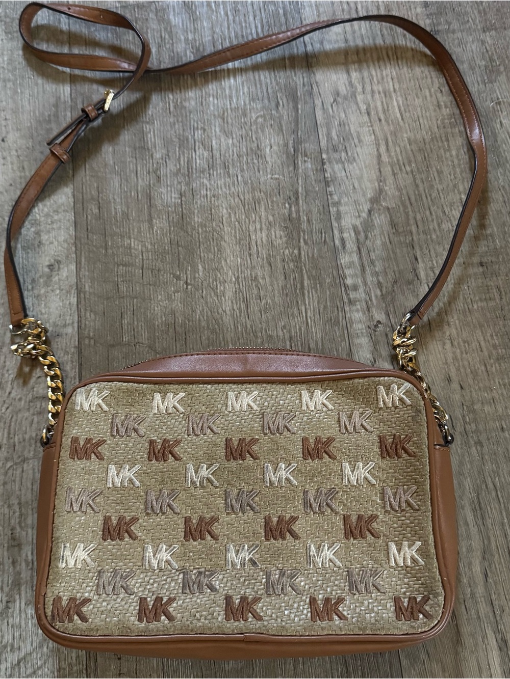Michael Kors Large Jet Set East West Crossbody Acorn Multi Straw